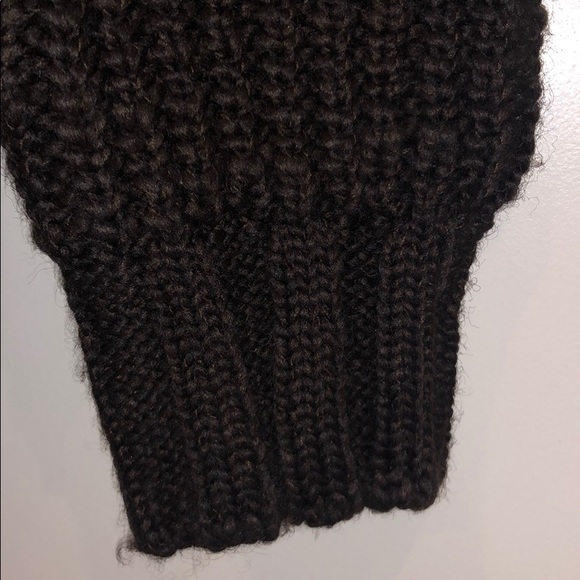 High-End Wool Blend Cable Knit Sweater - Picture 6 of 7